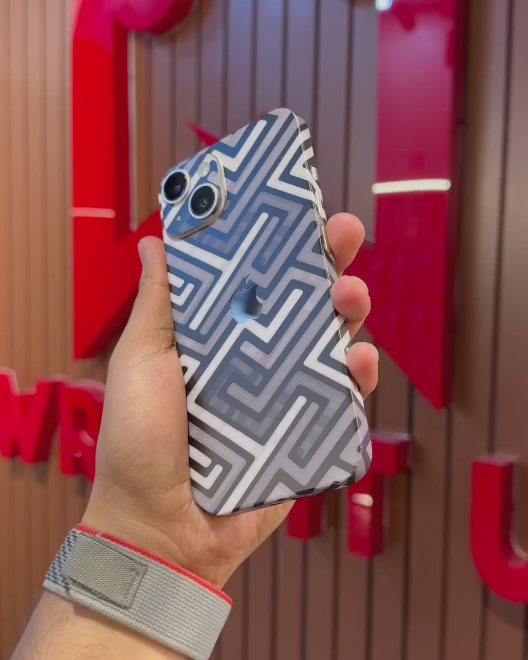 Maze Linework Mobile Skin
